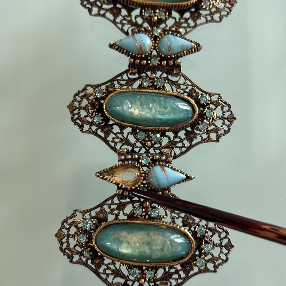 🔥HP🔥VTG/Antique Elegant Blue and Gold Metal Filigree Women's Bracelet - Picture 5 of 17